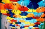 世界上最多的雨伞，河南洛阳10万把七彩洋伞节