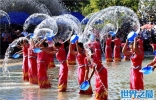 2018年傣族泼水节活动 除了泼水还有许多习俗