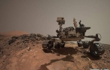 “好奇号”续探火星盖尔陨石坑 传回表面布满岩石的瑰丽景象 ...
