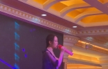 长腿女星潘春春现身商演！一双长腿堪比筷子，身上裙子太短引热议 ...