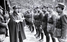 十大元帅中蒋介石最害怕的人，曾将自己五花大绑送入敌营，他是谁