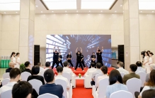 以最国际最科技最设计推动暑期消费季，上海潮生活节开幕