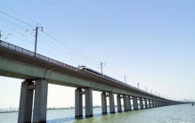 全长164公里，中国跨越5大城市，建造世界最长大桥，难度多大？