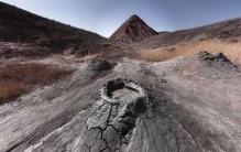 世界上最可爱的火山，泥火山岩浆可用来洗澡