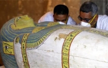 埃及出土3000年前女木乃伊，被神秘文字图案封印，蕴含大秘密