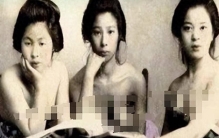 “不堪入目”老照片：洗澡的日本艺伎，奇怪的日本风俗-1