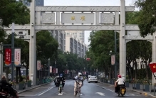 从“里仁街”到商业大道：西大街的前世今生，感受最地道郑州风情