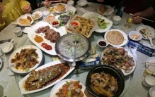 我国10大特色美食小吃，本地人很少吃，都是卖给外地游客